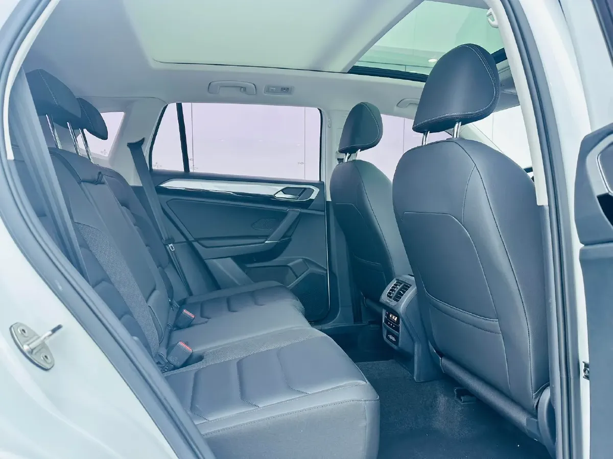 2021 Volkswagen Tayron 1.4T 150HP L4 7DCT,autocango,china used car exporter,china ev exporter,chinese used car exporter,chinese used ev exporter