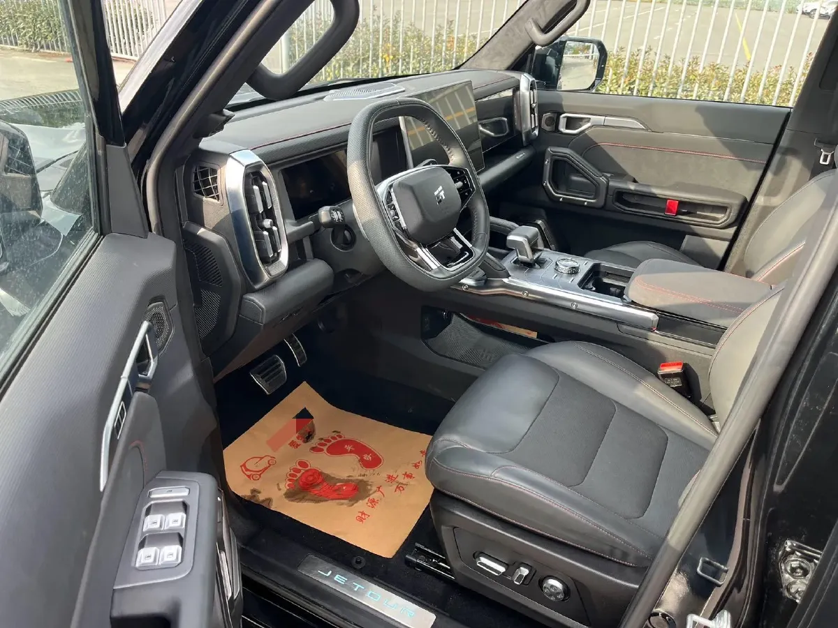 2023 Jetour Traveller 2.0T 254HP L4 7DCT,autocango,china used car exporter,china ev exporter,chinese used car exporter,chinese used ev exporter