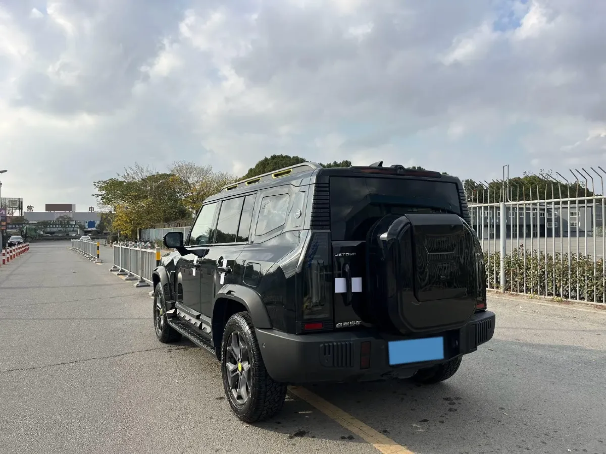 2023 Jetour Traveller 2.0T 254HP L4 7DCT,autocango,china used car exporter,china ev exporter,chinese used car exporter,chinese used ev exporter