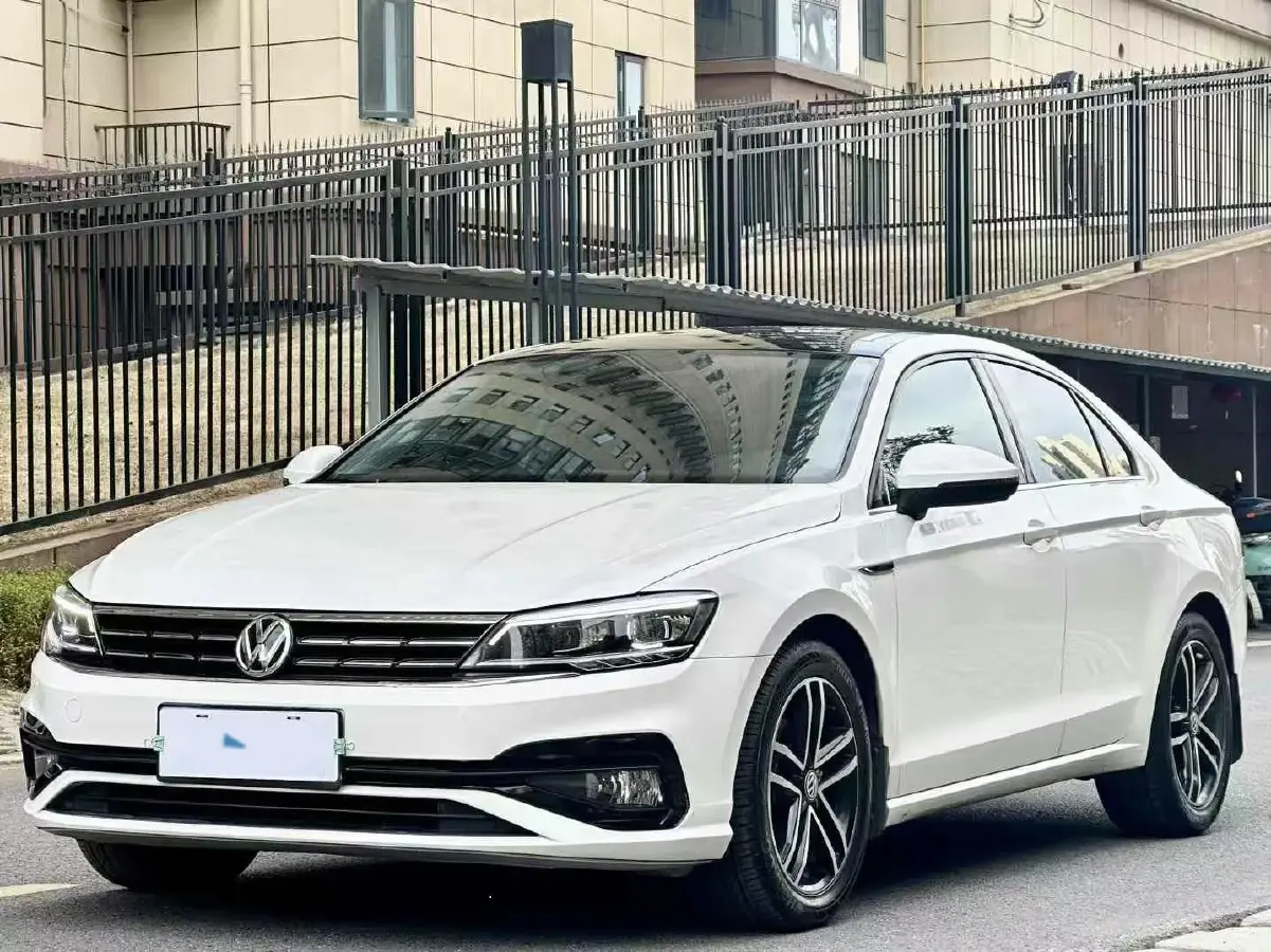 2021 Volkswagen Lamando 1.4T 150HP L4 7DCT