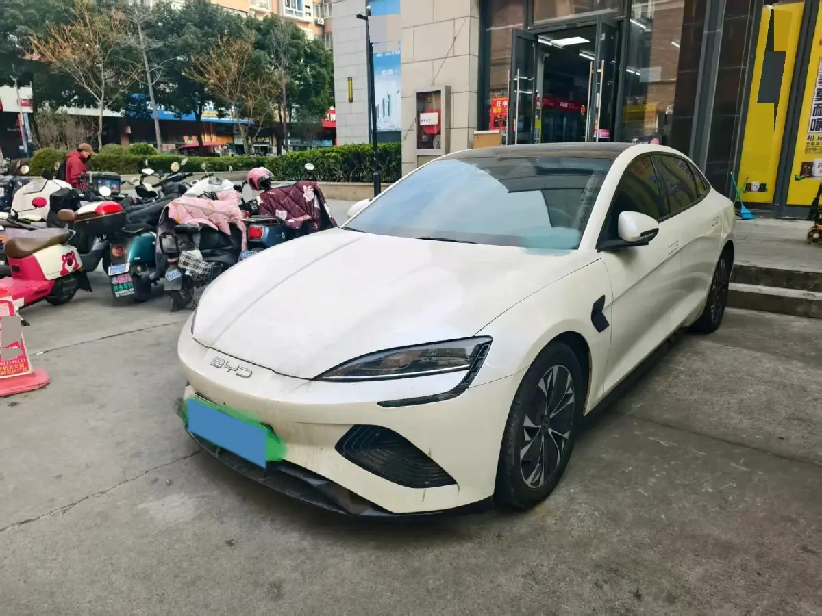 2023 BYD Seal BEV 61.4KWH