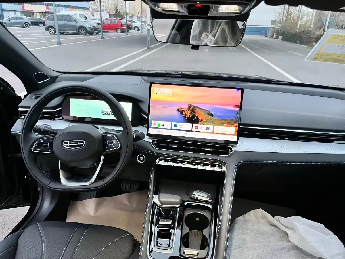 2025 Geely Preface 1.5T 181HP L4 7DCT,autocango,china used car exporter,china ev exporter,chinese used car exporter,chinese used ev exporter