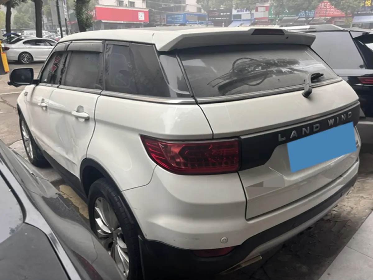 2016 Landwind X7 2.0T 190HP L4 8AT,autocango,china used car exporter,china ev exporter,chinese used car exporter,chinese used ev exporter