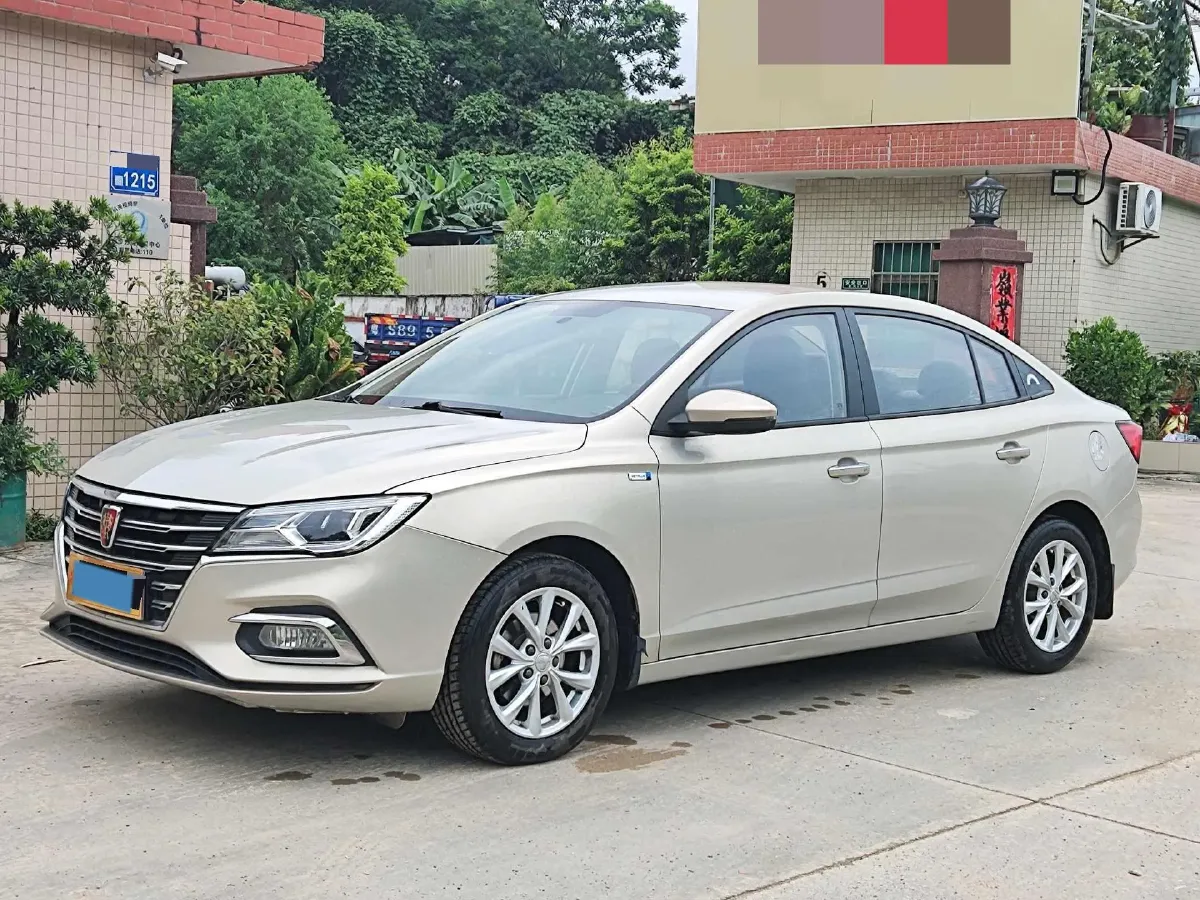 2019 Roewe i5 1.5L 120HP L4 5MT,autocango,china used car exporter,china ev exporter,chinese used car exporter,chinese used ev exporter