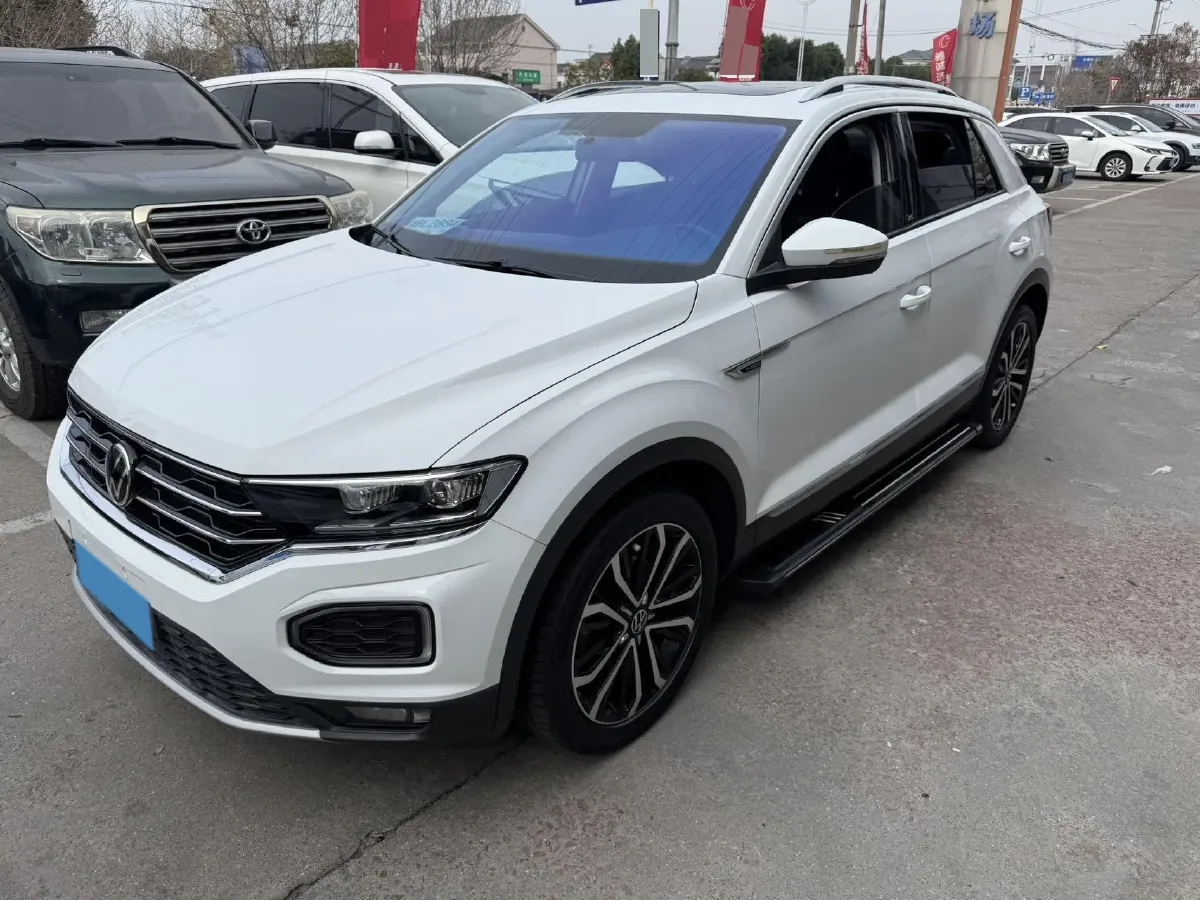 2021 Volkswagen T-Roc 1.4T 150HP L4 7DCT,autocango,china used car exporter,china ev exporter,chinese used car exporter,chinese used ev exporter