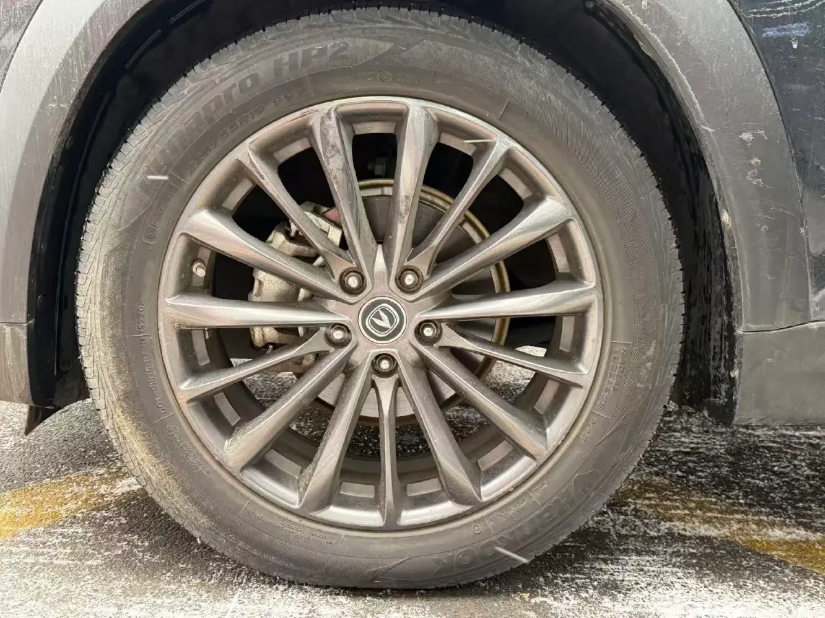 2021 ChangAn UNI-T 1.5T 180HP L4 7DCT,autocango,china used car exporter,china ev exporter,chinese used car exporter,chinese used ev exporter