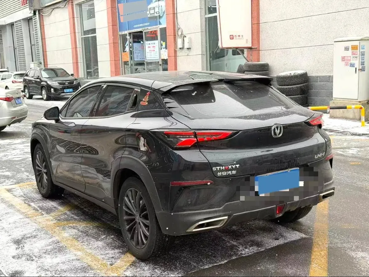 2021 ChangAn UNI-T 1.5T 180HP L4 7DCT,autocango,china used car exporter,china ev exporter,chinese used car exporter,chinese used ev exporter