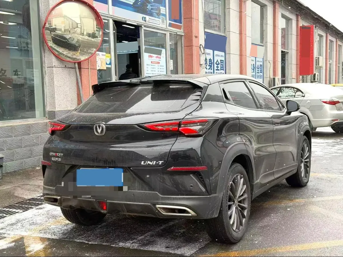 2021 ChangAn UNI-T 1.5T 180HP L4 7DCT,autocango,china used car exporter,china ev exporter,chinese used car exporter,chinese used ev exporter