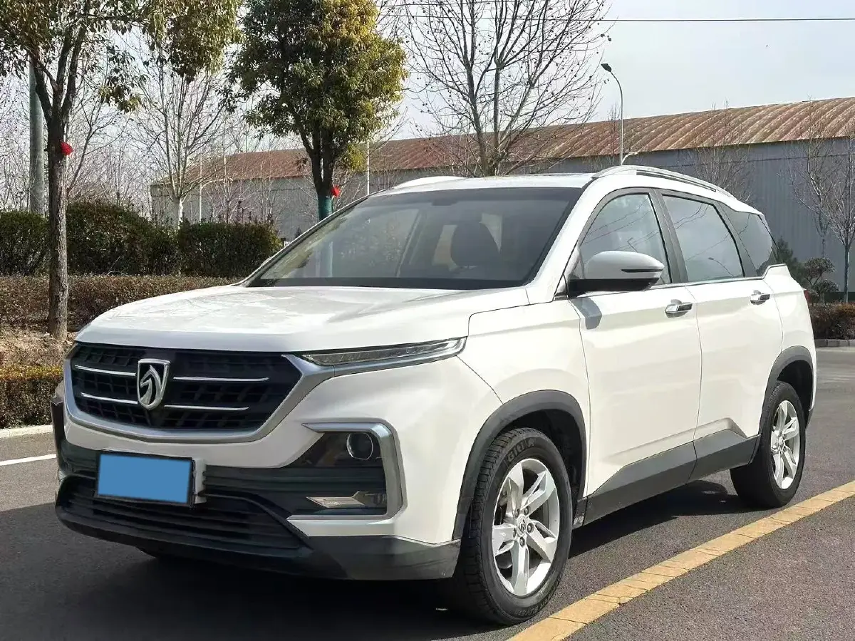 2018 BaoJun 530 1.5T 150HP L4 6DCT