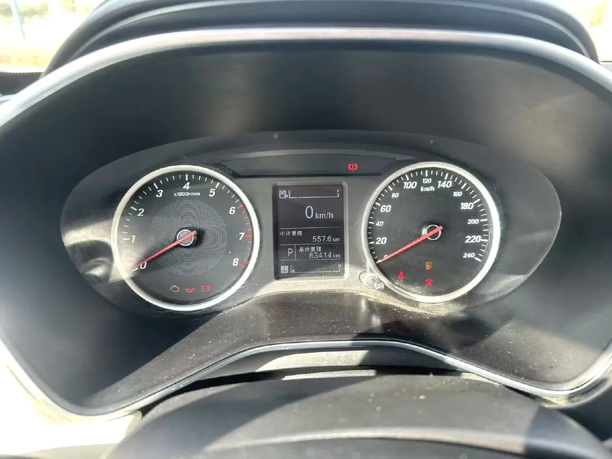 2018 BaoJun 530 1.5T 150HP L4 6DCT,autocango,china used car exporter,china ev exporter,chinese used car exporter,chinese used ev exporter