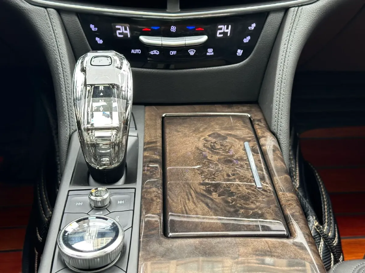 2021 Cadillac CT6 2.0T 237HP L4 10AT,autocango,china used car exporter,china ev exporter,chinese used car exporter,chinese used ev exporter