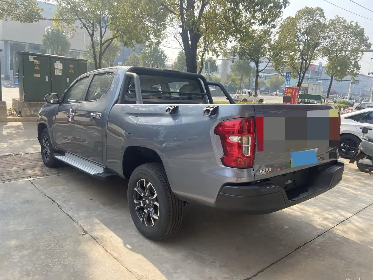 2024 ChangAn Hunter 2.0T 190HP L4 REEV 31.18KWH,autocango,china used car exporter,china ev exporter,chinese used car exporter,chinese used ev exporter