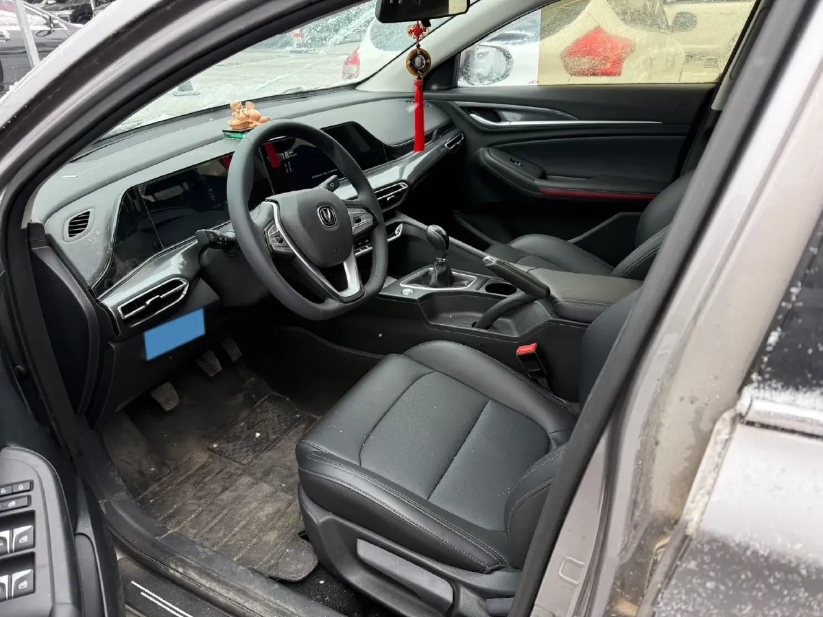 2020 ChangAn Eado 1.6L 128HP L4 5MT,autocango,china used car exporter,china ev exporter,chinese used car exporter,chinese used ev exporter