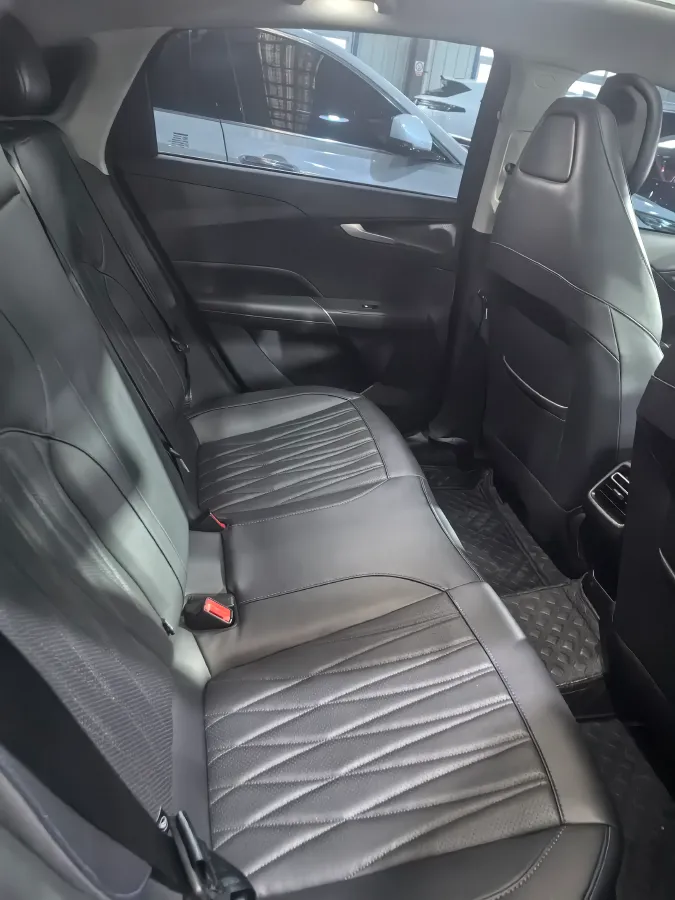 2023 ChangAn Oshan Z6 1.5T 188HP L4 7DCT,autocango,china used car exporter,china ev exporter,chinese used car exporter,chinese used ev exporter