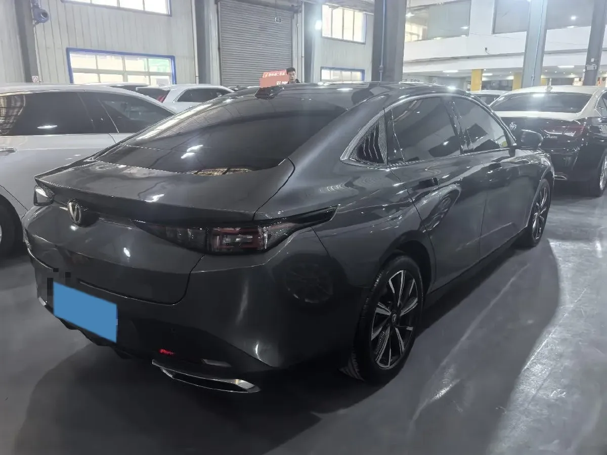 2023 ChangAn Oshan Z6 1.5T 188HP L4 7DCT,autocango,china used car exporter,china ev exporter,chinese used car exporter,chinese used ev exporter