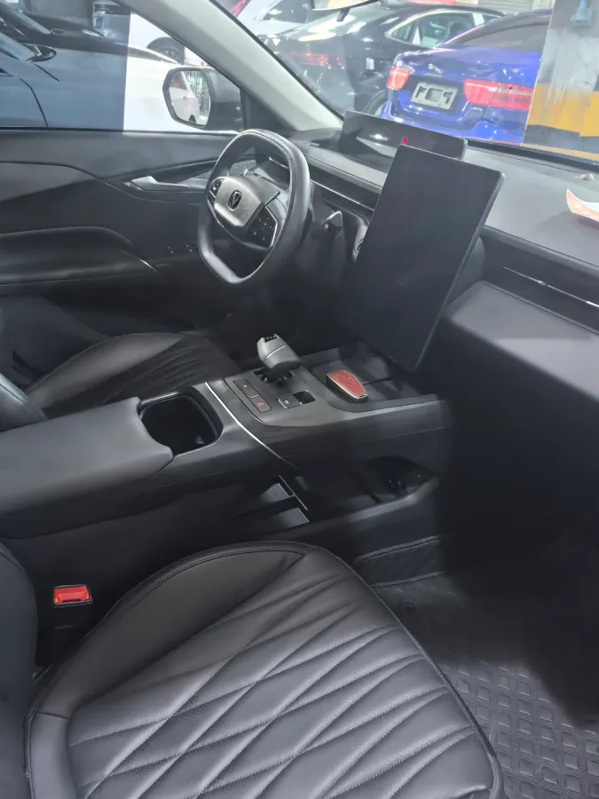 2023 ChangAn Oshan Z6 1.5T 188HP L4 7DCT,autocango,china used car exporter,china ev exporter,chinese used car exporter,chinese used ev exporter