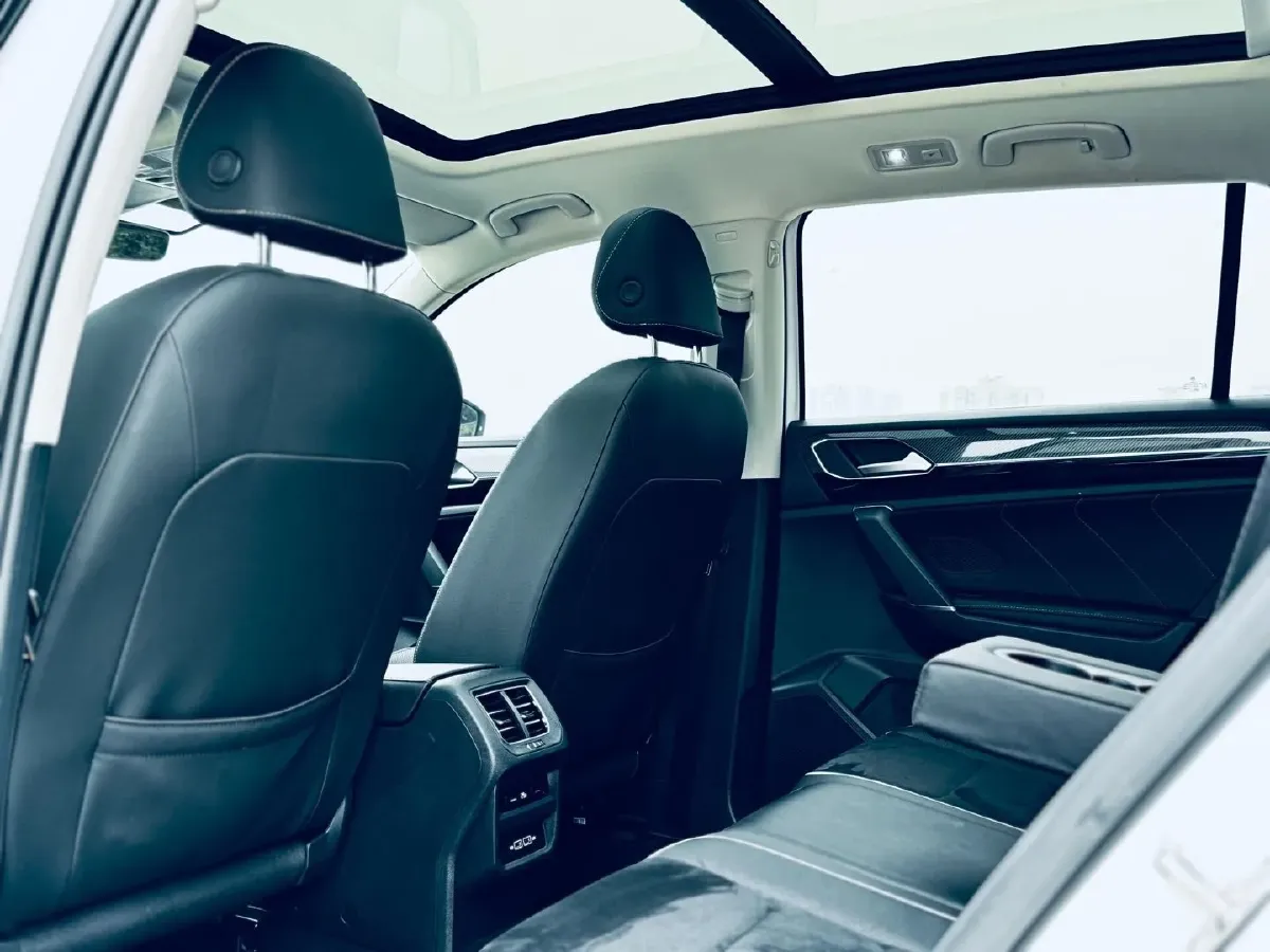 2019 Volkswagen Tayron 2.0T 186HP L4 7DCT,autocango,china used car exporter,china ev exporter,chinese used car exporter,chinese used ev exporter