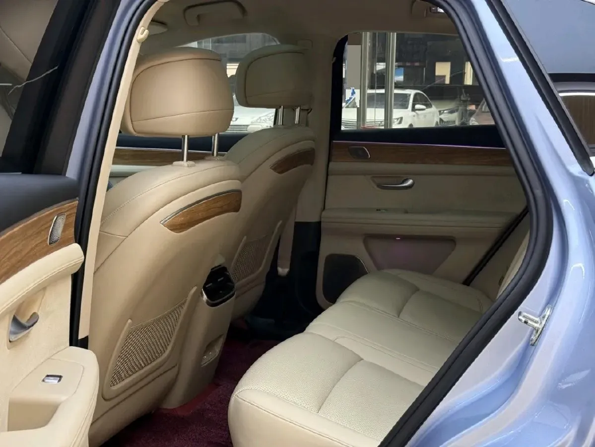 2022 Lincoln Corsair 2.0T 245HP L4 8AT,autocango,china used car exporter,china ev exporter,chinese used car exporter,chinese used ev exporter