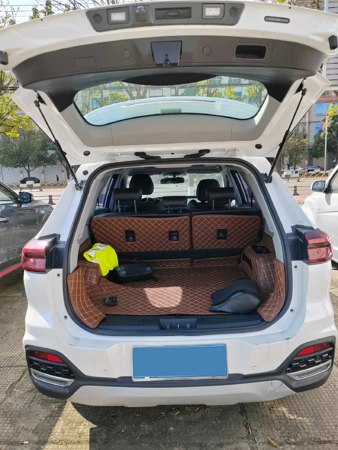 2021 Chery Tiggo 8 1.5T 156HP L4 6DCT,autocango,china used car exporter,china ev exporter,chinese used car exporter,chinese used ev exporter