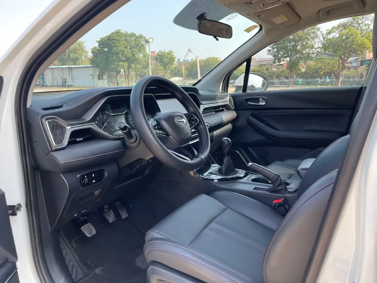 2021 GAC Trumpchi GS4 1.5T 169HP L4 6MT,autocango,china used car exporter,china ev exporter,chinese used car exporter,chinese used ev exporter