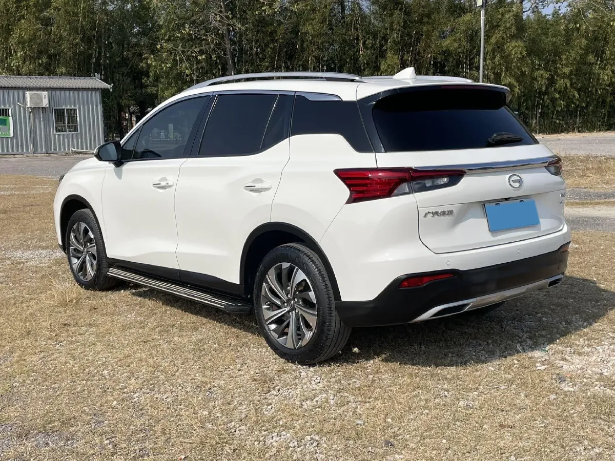 2021 GAC Trumpchi GS4 1.5T 169HP L4 6MT,autocango,china used car exporter,china ev exporter,chinese used car exporter,chinese used ev exporter