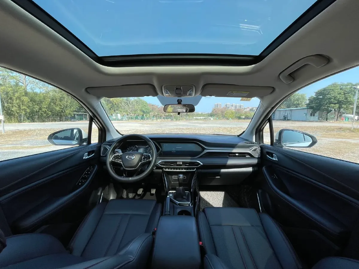 2021 GAC Trumpchi GS4 1.5T 169HP L4 6MT,autocango,china used car exporter,china ev exporter,chinese used car exporter,chinese used ev exporter