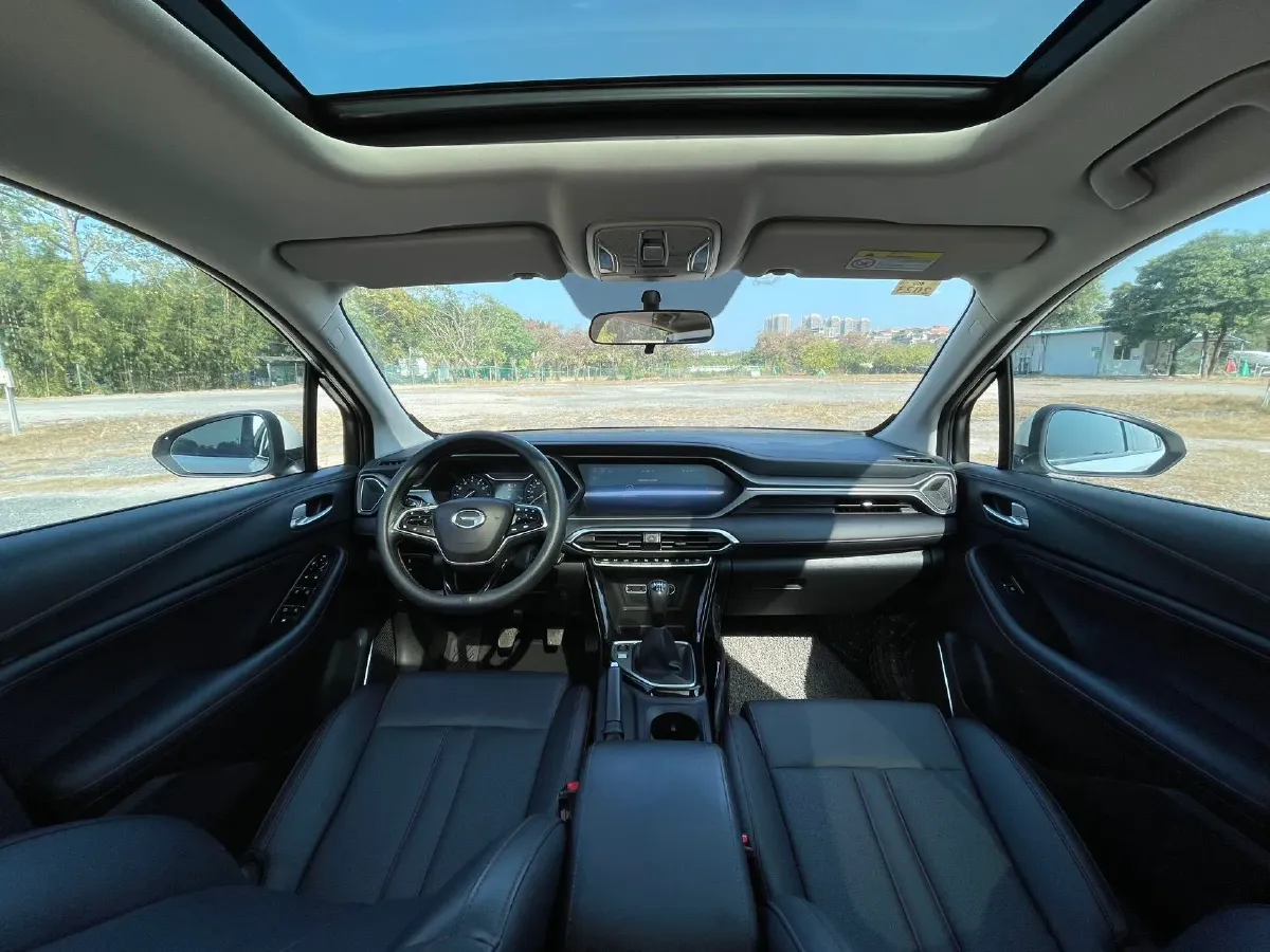 2021 GAC Trumpchi GS4 1.5T 169HP L4 6MT,autocango,china used car exporter,china ev exporter,chinese used car exporter,chinese used ev exporter