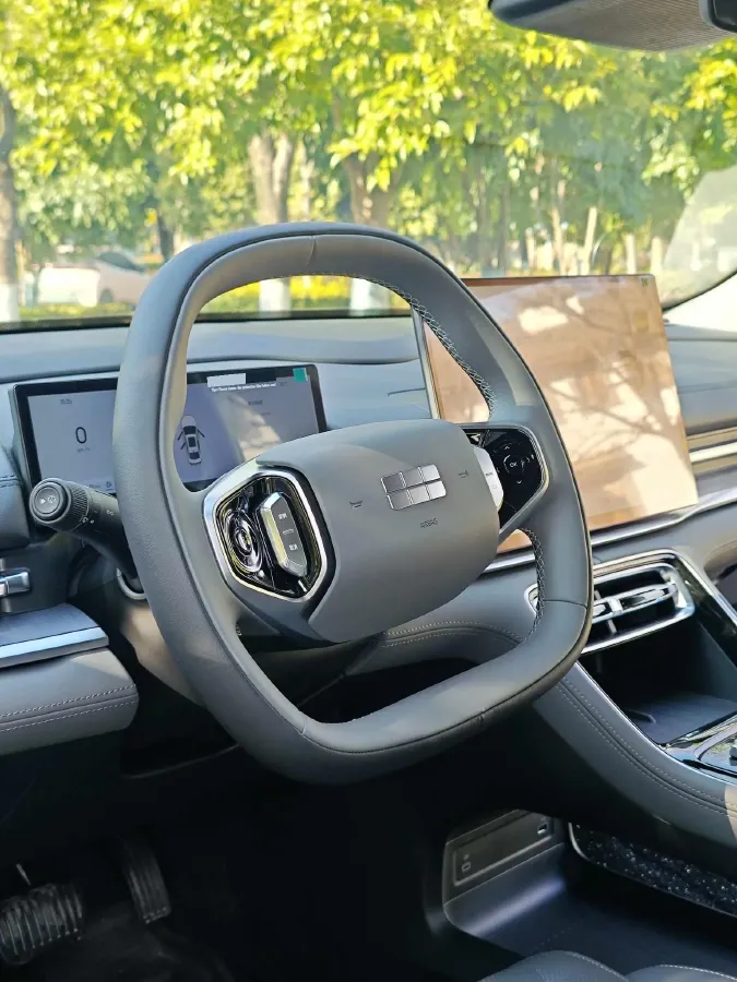 2025 Geely Galaxy A7 1.5L 112HP L4 1DHT PHEV,autocango,china used car exporter,china ev exporter,chinese used car exporter,chinese used ev exporter