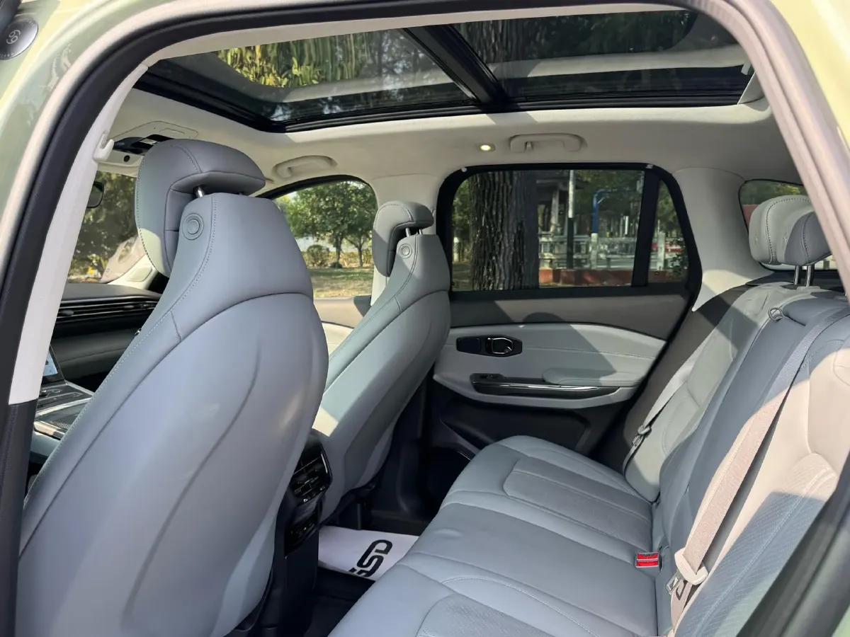 2019 NIO ES6 BEV 70KWH,autocango,china used car exporter,china ev exporter,chinese used car exporter,chinese used ev exporter