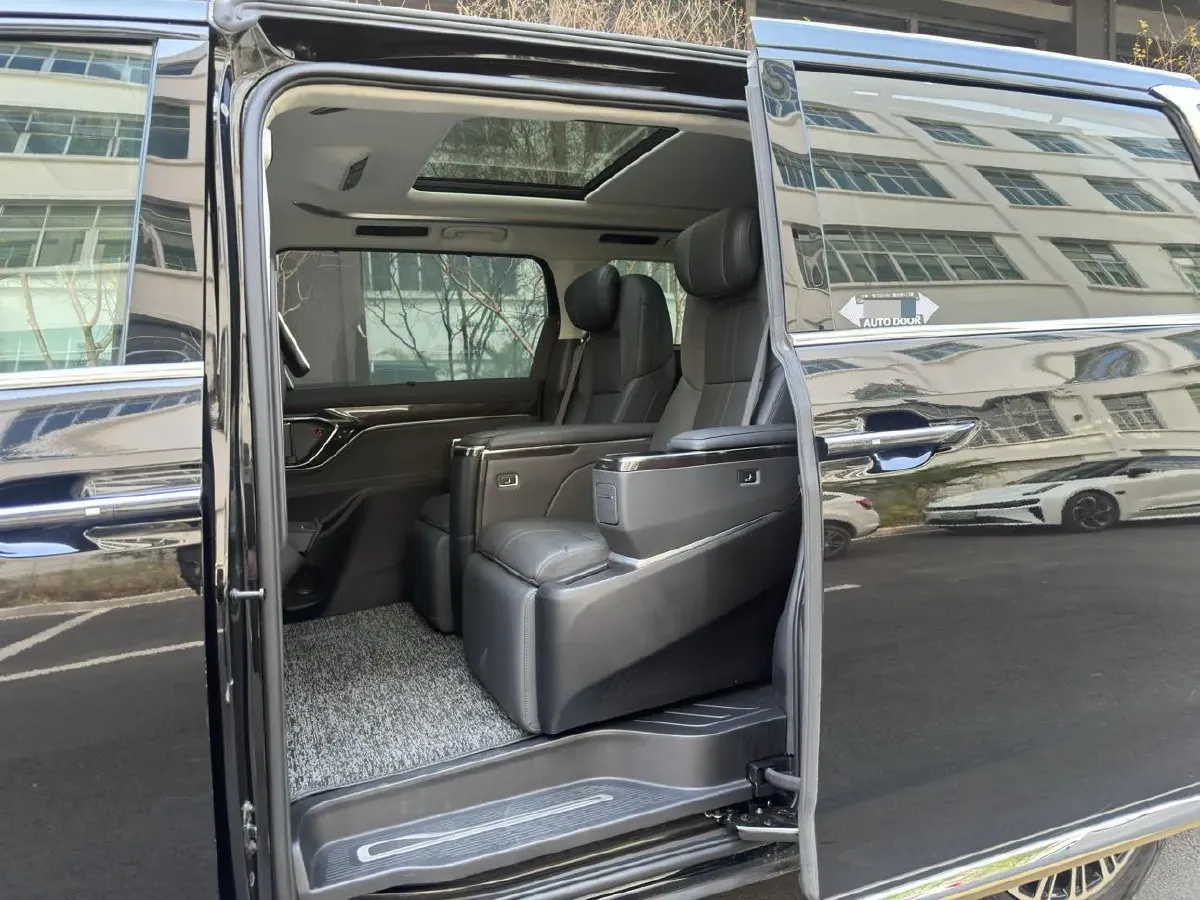 2024 MAXUS DaJia 9 1.5T 150HP L4 1DHT PHEV 24.7KWH,autocango,china used car exporter,china ev exporter,chinese used car exporter,chinese used ev exporter