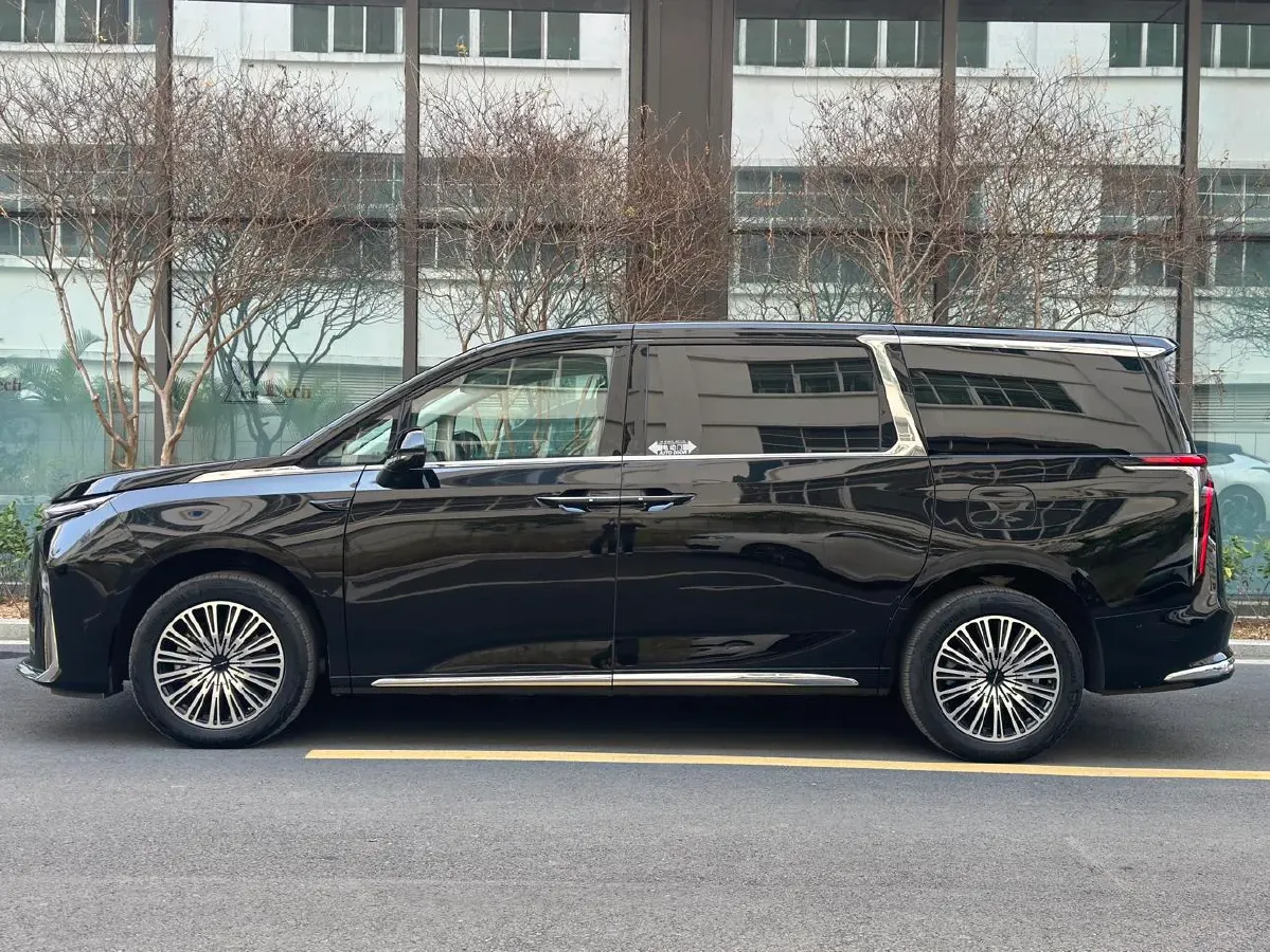 2024 MAXUS DaJia 9 1.5T 150HP L4 1DHT PHEV 24.7KWH,autocango,china used car exporter,china ev exporter,chinese used car exporter,chinese used ev exporter