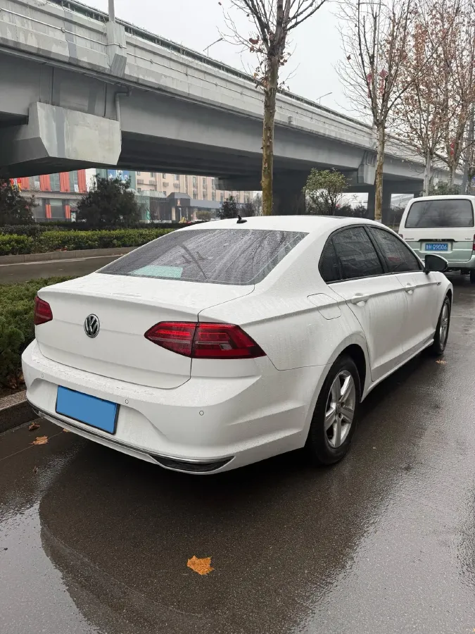 2019 Volkswagen T-Cross 1.4T 150HP L4 7DCT,autocango,china used car exporter,china ev exporter,chinese used car exporter,chinese used ev exporter