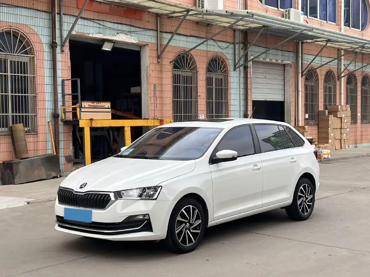 2020 Skoda Rapid Spaceback 1.5L 112HP L4 6AT