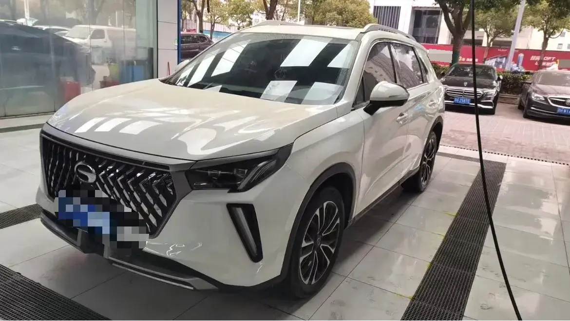 2022 GAC Trumpchi GS4 Plus 2.0T 252HP L4 6AT