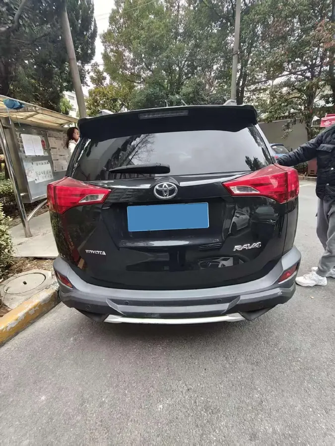 2015 Toyota RAV4 2.0L 147HP L4 CVT,autocango,china used car exporter,china ev exporter,chinese used car exporter,chinese used ev exporter