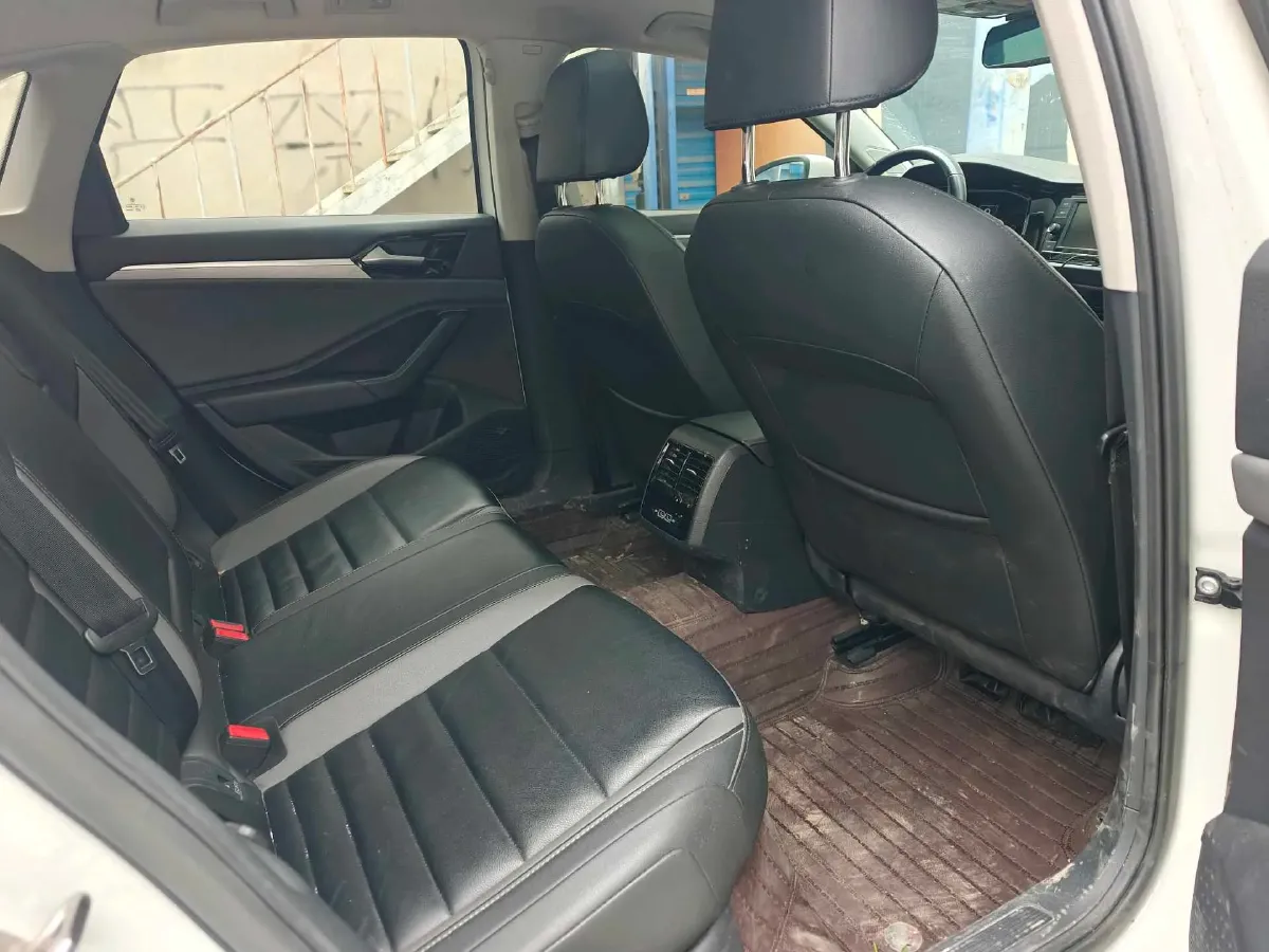 2019 Luxgen Grand 7 MPV 2.0T 188HP L4 6AT,autocango,china used car exporter,china ev exporter,chinese used car exporter,chinese used ev exporter