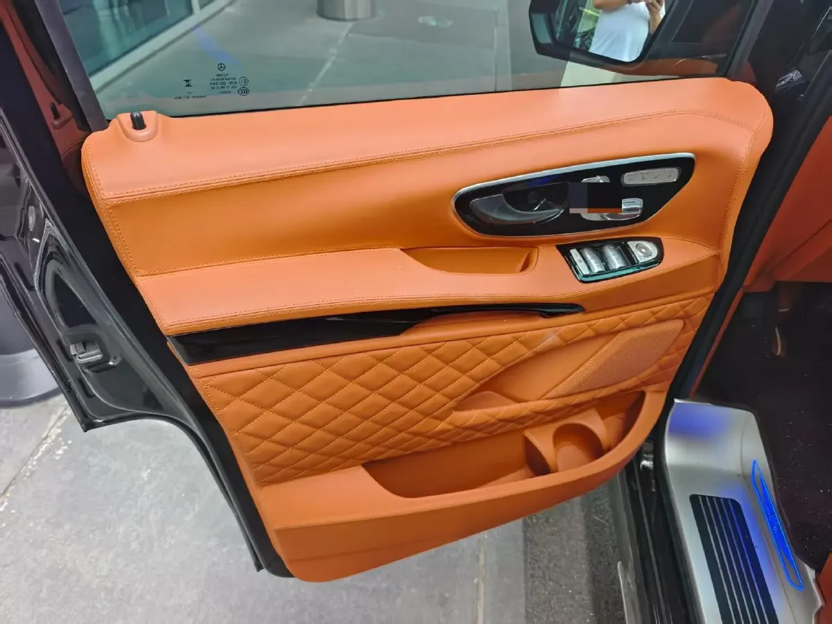 2024 Mansory V Class 2.0T 211HP L4 9AT,autocango,china used car exporter,china ev exporter,chinese used car exporter,chinese used ev exporter