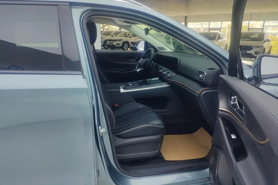 2023 Chery Tiggo 9 2.0T 261HP L4 8AT,autocango,china used car exporter,china ev exporter,chinese used car exporter,chinese used ev exporter