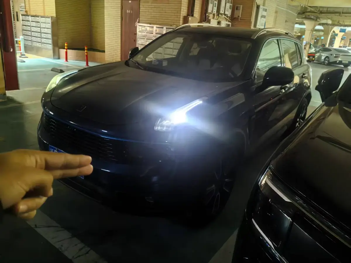 2019 LYNK&CO 01 2.0T 190HP L4 6AT