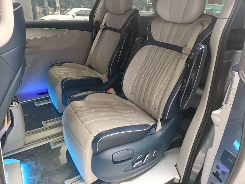 2021 Roewe iMAX8 2.0T 234HP L4 8AT,autocango,china used car exporter,china ev exporter,chinese used car exporter,chinese used ev exporter