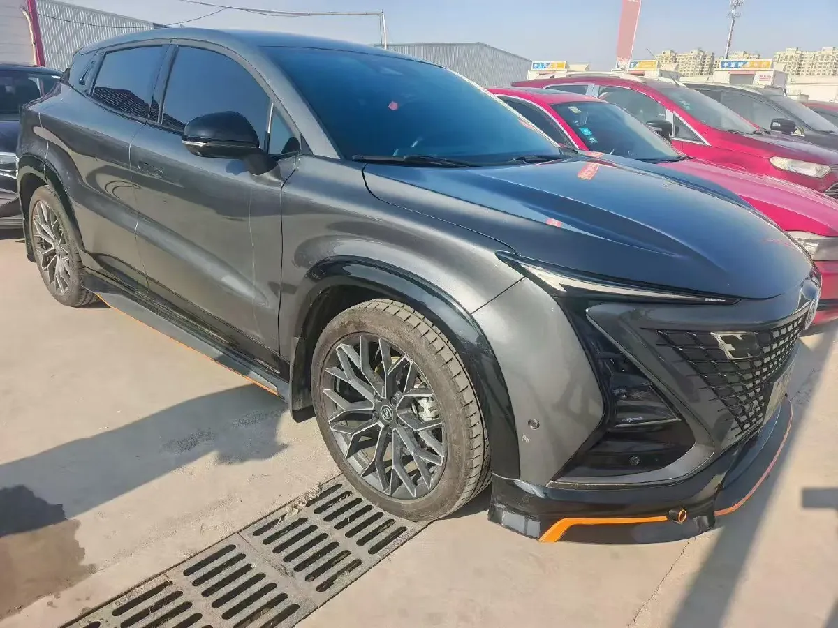 2023 ChangAn UNI-T 1.5T 188HP L4 7DCT,autocango,china used car exporter,china ev exporter,chinese used car exporter,chinese used ev exporter