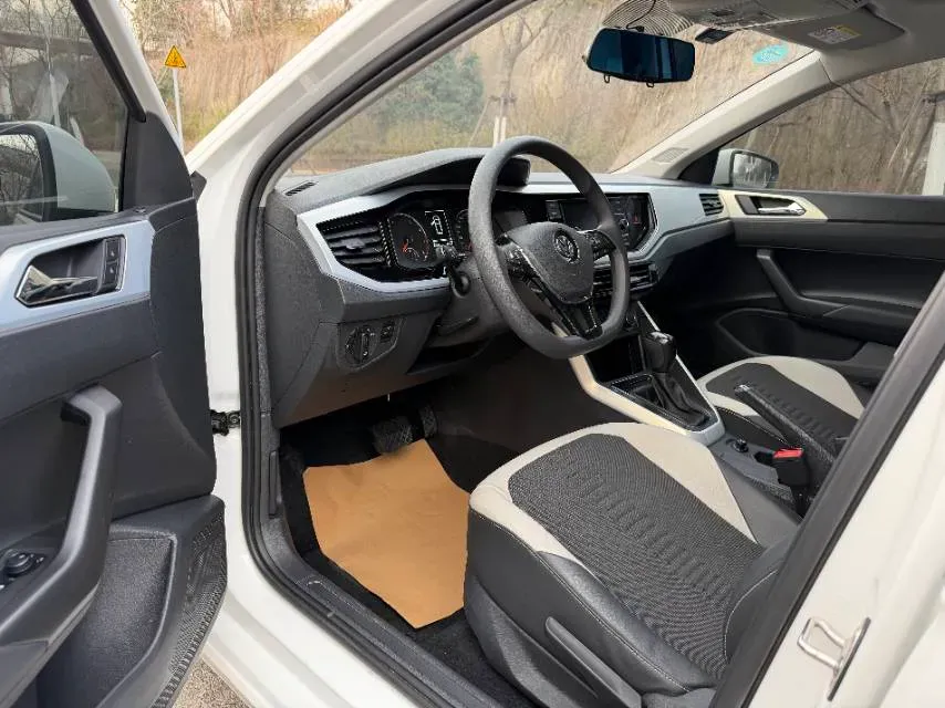 2019 Volkswagen Polo 1.5L 113HP L4 6AT,autocango,china used car exporter,china ev exporter,chinese used car exporter,chinese used ev exporter