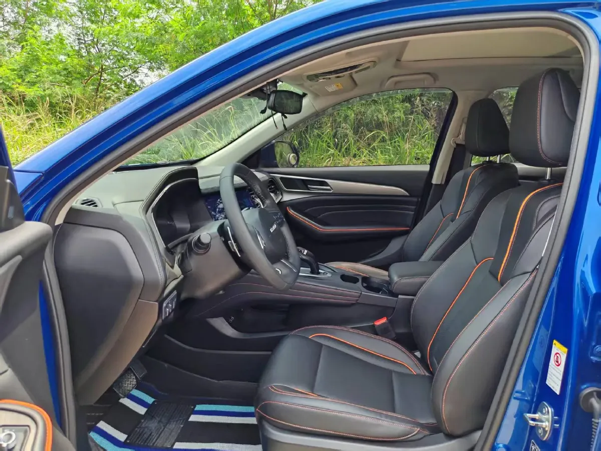 2020 Haval F7 2.0T 224HP L4 7DCT,autocango,china used car exporter,china ev exporter,chinese used car exporter,chinese used ev exporter