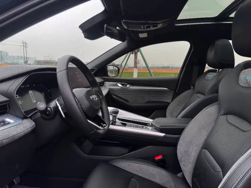 2023 Geely Preface 2.0T 190HP L4 7DCT,autocango,china used car exporter,china ev exporter,chinese used car exporter,chinese used ev exporter