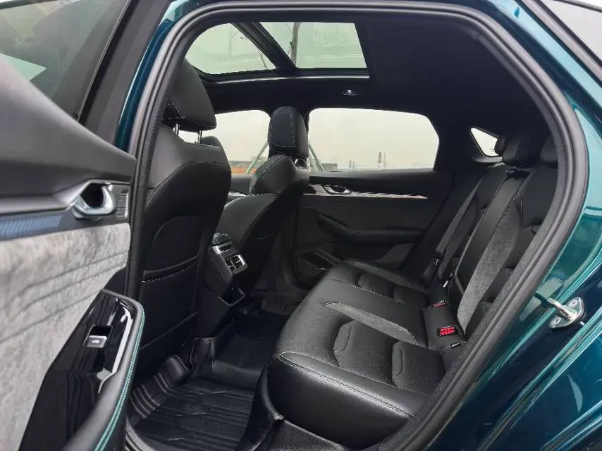 2023 Geely Preface 2.0T 190HP L4 7DCT,autocango,china used car exporter,china ev exporter,chinese used car exporter,chinese used ev exporter