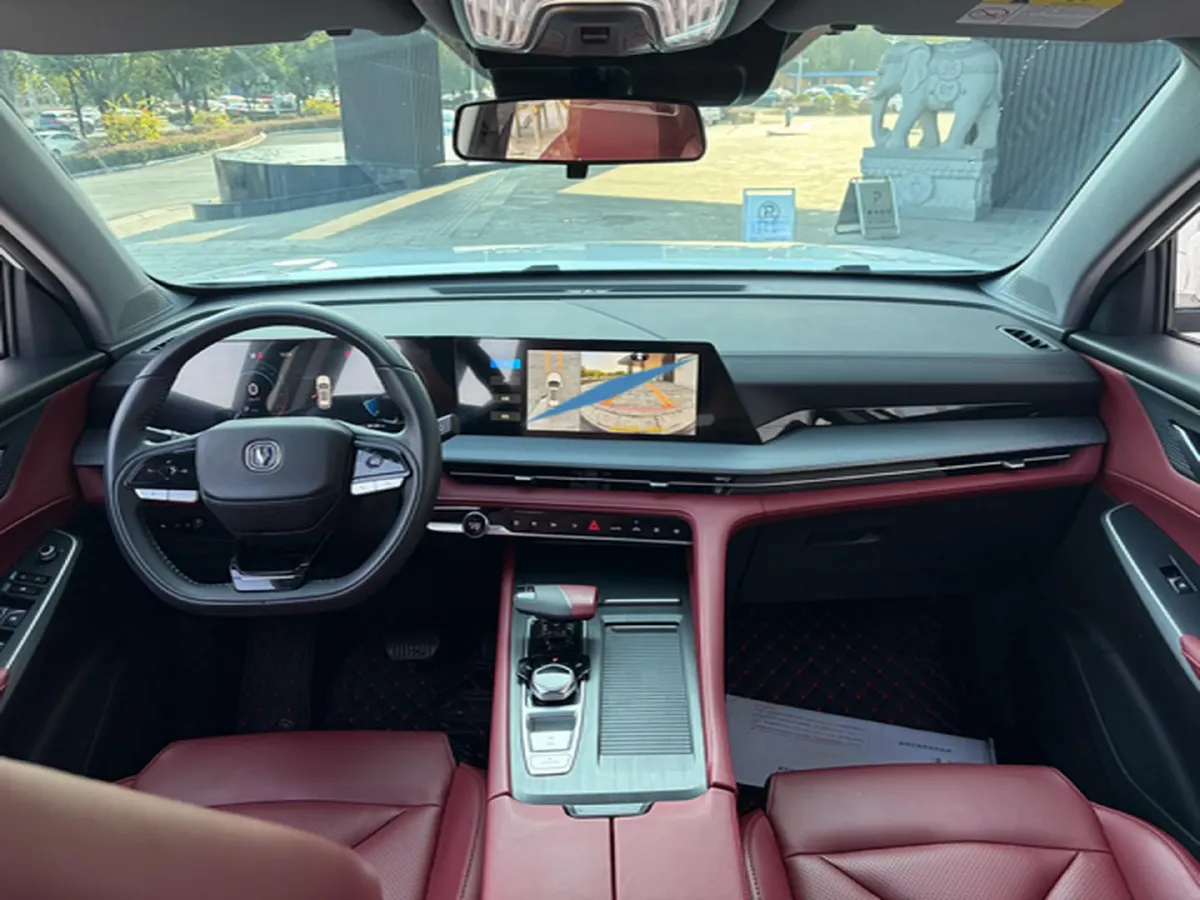 2022 ChangAn CS75 Plus 1.5T 188HP L4 8AT,autocango,china used car exporter,china ev exporter,chinese used car exporter,chinese used ev exporter