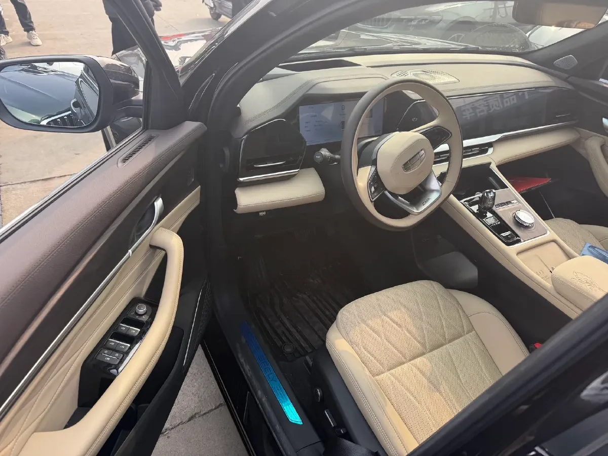 2025 Geely Monjaro 2.0T 238HP L4 8AT,autocango,china used car exporter,china ev exporter,chinese used car exporter,chinese used ev exporter