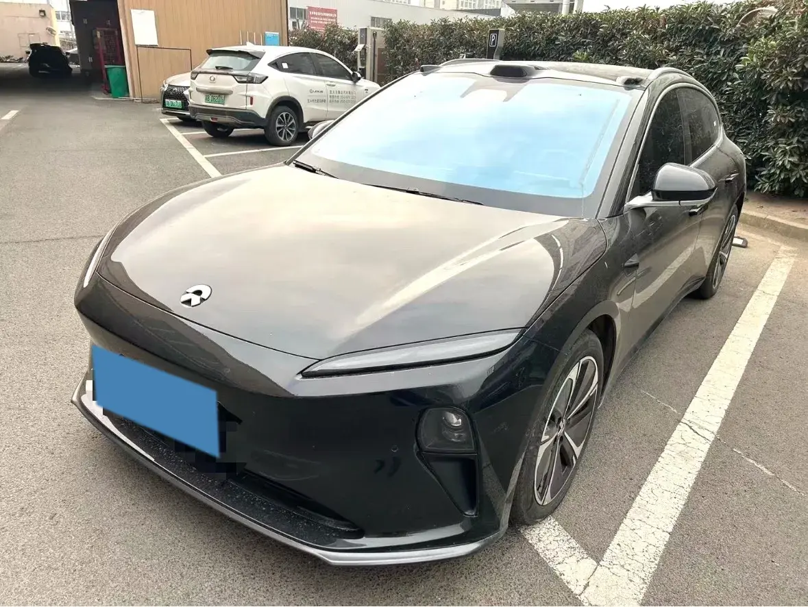 2024 NIO ET5T BEV 75KWH