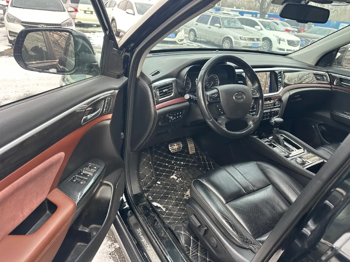 2017 GAC Trumpchi GS8 2.0T 201HP L4 6AT,autocango,china used car exporter,china ev exporter,chinese used car exporter,chinese used ev exporter