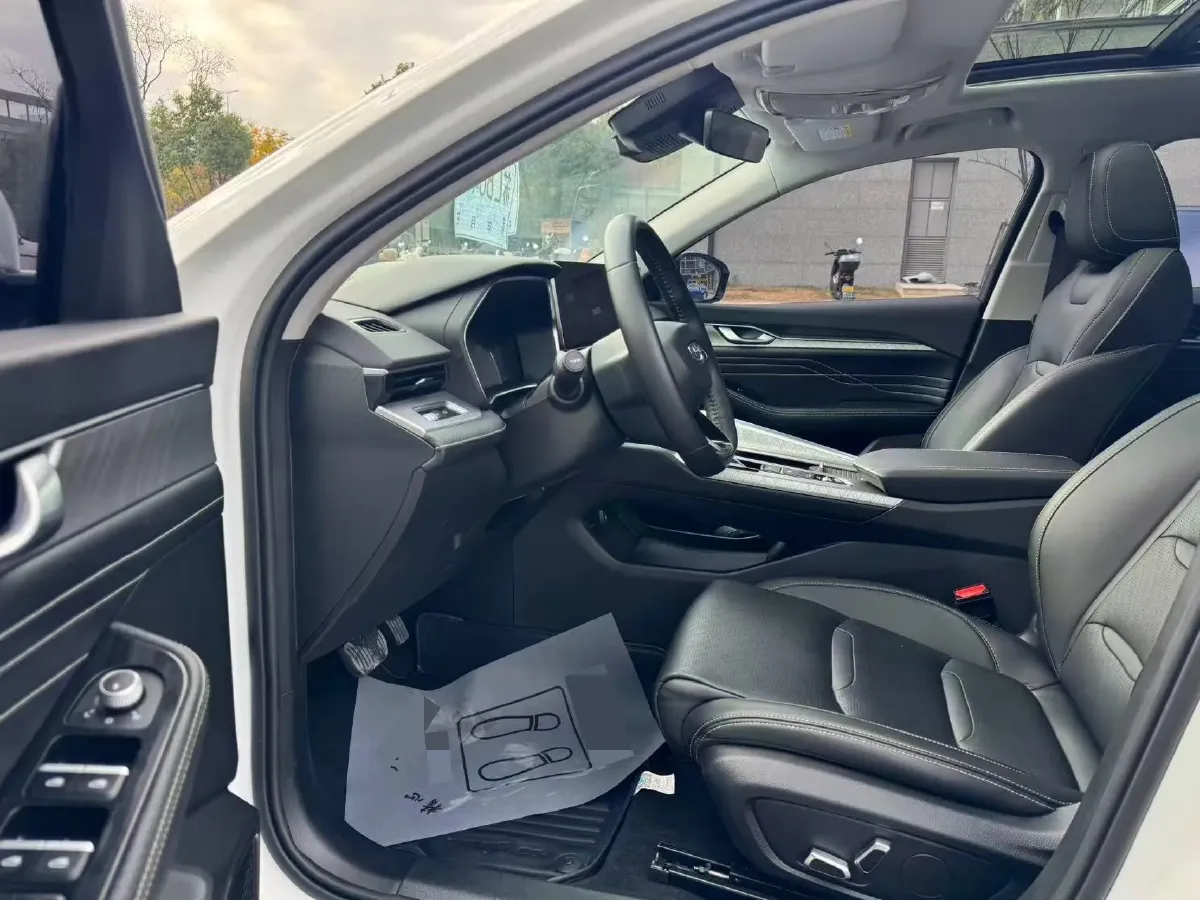 2023 Geely Preface 2.0T 190HP L4 7DCT,autocango,china used car exporter,china ev exporter,chinese used car exporter,chinese used ev exporter